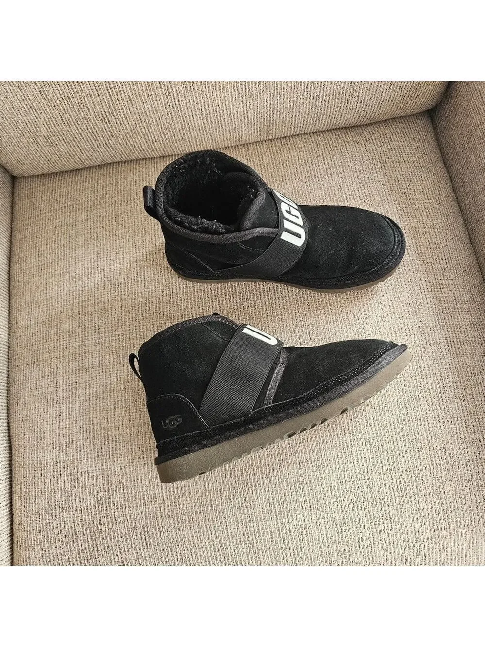 UGG Neumel II Graphic Boots